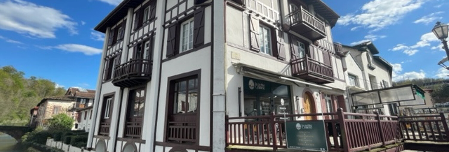 Commerce  83 m² à louer à Saint-Jean-Pied-de-Port (64220)