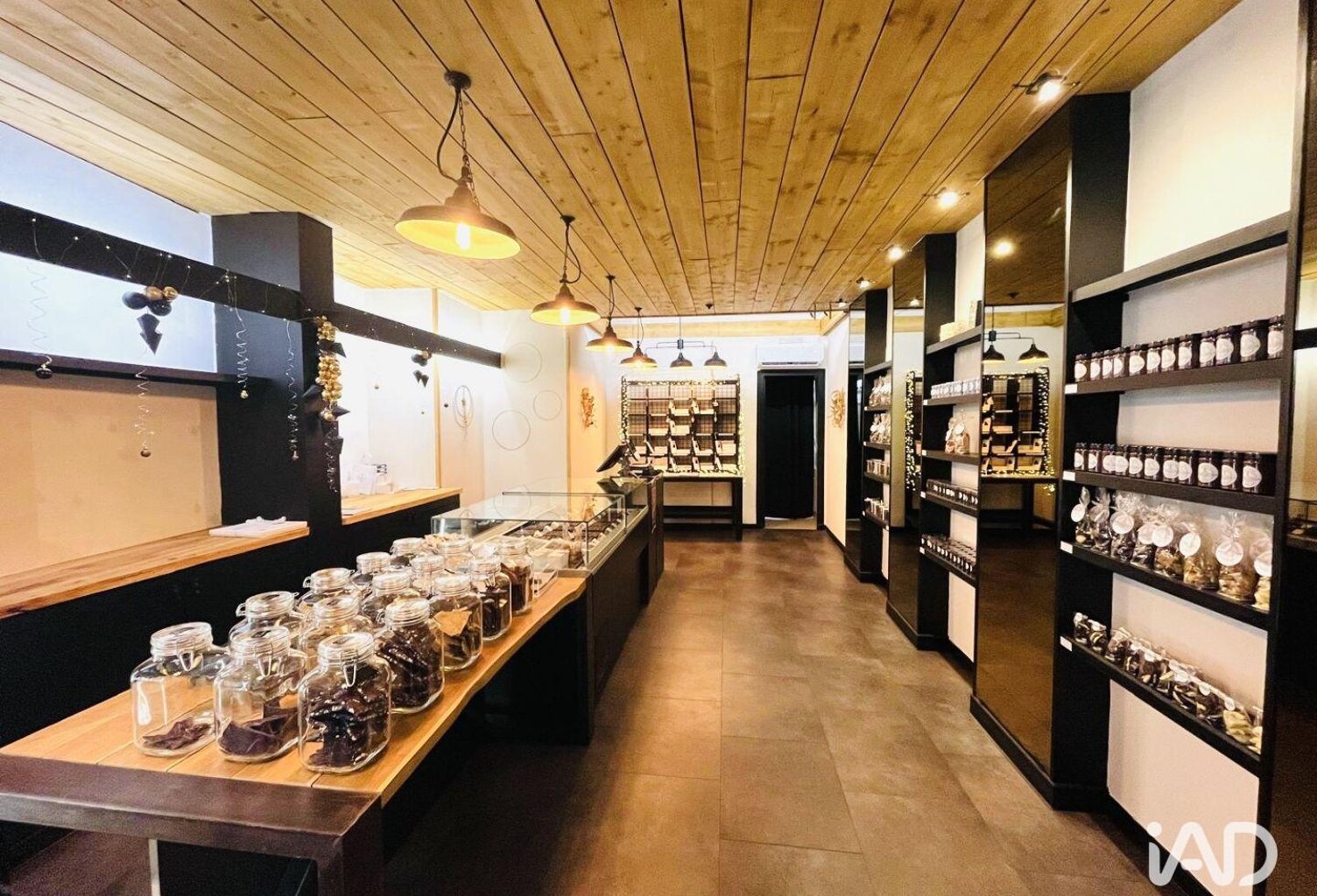 Vente Local d'activités 52 m&sup2; — photo 1