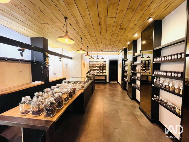 Vente Local d'activités 52 m&sup2; — photo 1