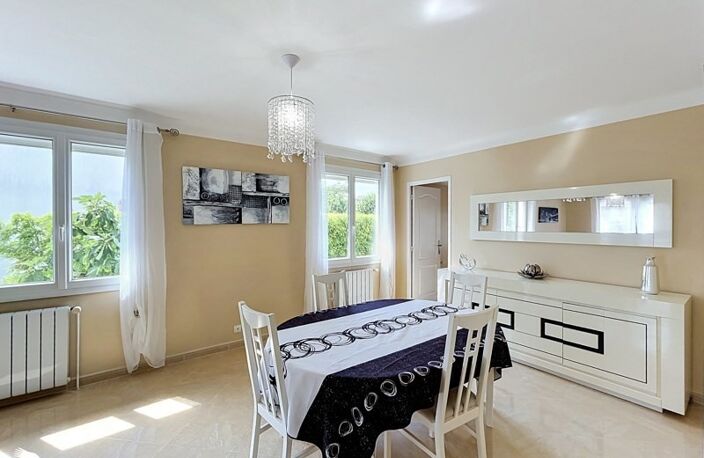 Vente maison 5 pièces 135 m² Les Clayes-sous-Bois (78340) — photo 3