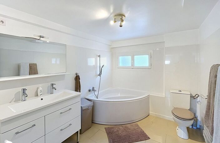 Vente maison 5 pièces 135 m² Les Clayes-sous-Bois (78340) — photo 4
