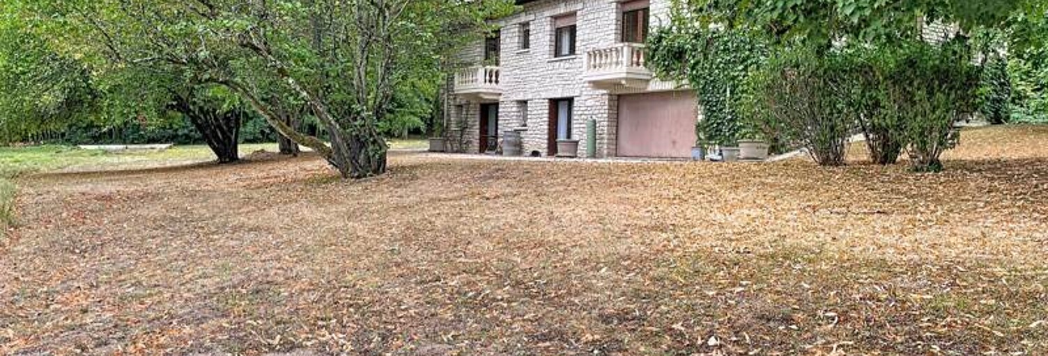 Maison 11 Pièces 245 m² à vendre à Nersac (16440)