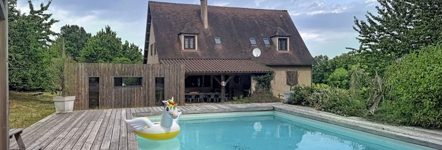 Maison 7 Pièces 197 m² à vendre à Bassillac (24330)