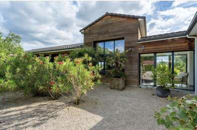 Maison 8 pièces 775000 €