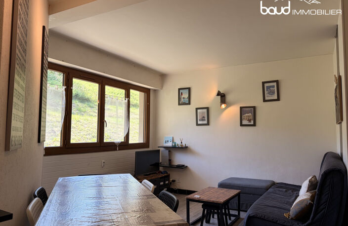T2 plus cabine — photo 2