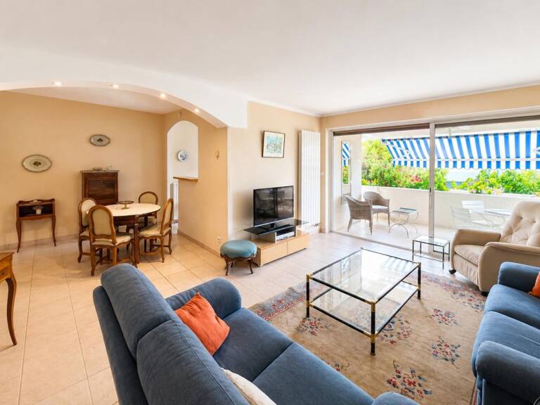 APT T4 — photo 1