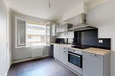 Appartement 3 pièces 730 €
