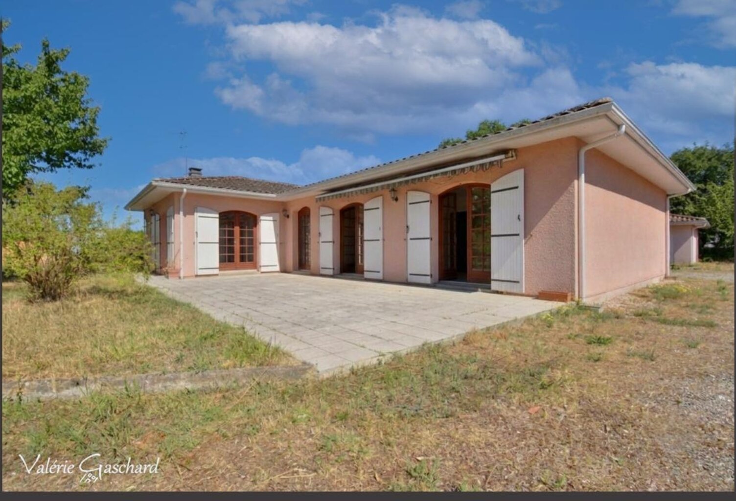 Le Pizou (dordogne) maison de 128 m² +  2850 m² de terrain et triple garage — photo 1