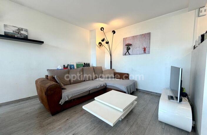 Appartement 4 pièces, 3 chambres / balcon / cave / parking / terrain de tennis — photo 5