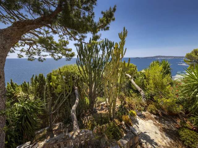 Eze - Cap Estel - Villa d'exception à rénover — photo du bien
