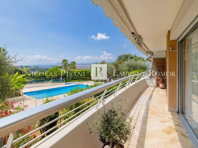 EXCLUSIVITÉ - A vendre 4 pièces Nice Mont-Boron avec piscine — photo du bien