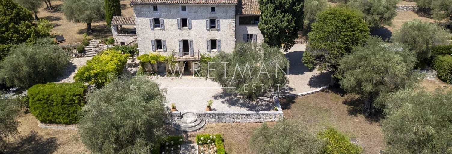 Maison 12 Pièces 334 m² à vendre à Roquefort-les-Pins (06330)