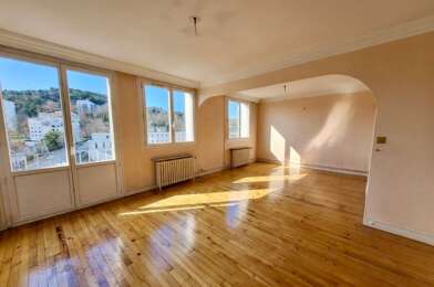Appartement 3 pièces 690 €