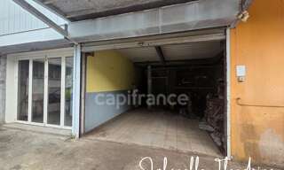 Bureau 2 Pièces 70 m² à louer à Baie-Mahault (97122)