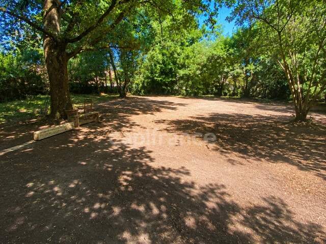 EYSINES (33) Quartier Montalieu :  terrain viabilisé de 814 m², idéal pour votre projet !! — photo du bien