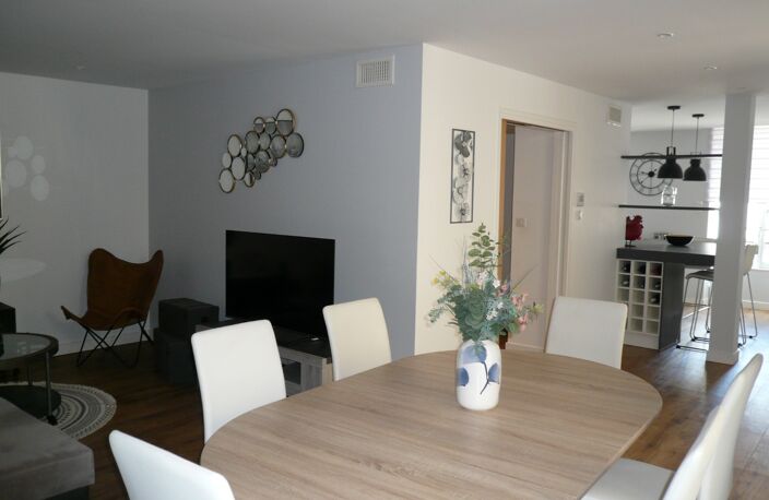 ⚜ COGNAC Rue Piétonne IMMEUBLE de RAPPORT Local Commercial et Appartement ⚜ — photo 5