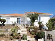 VAUX-SUR-MER – MAISON 160 M² AVEC PISCINE, À PROXIMITÉ DE PONTAILLAC — photo 2