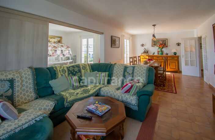 VAUX-SUR-MER – MAISON 160 M² AVEC PISCINE, À PROXIMITÉ DE PONTAILLAC — photo 5