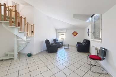Appartement 4 pièces 128000 €