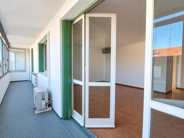 Appartement à vendre 4 pièces AVIGNON (84) — photo du bien