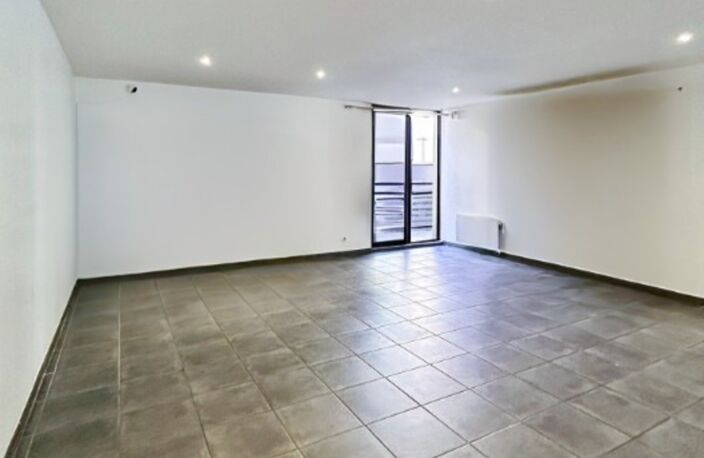 Dpt Val de Marne (94), à vendre CHAMPIGNY SUR MARNE appartement T4 de 80,85 m² — photo 3
