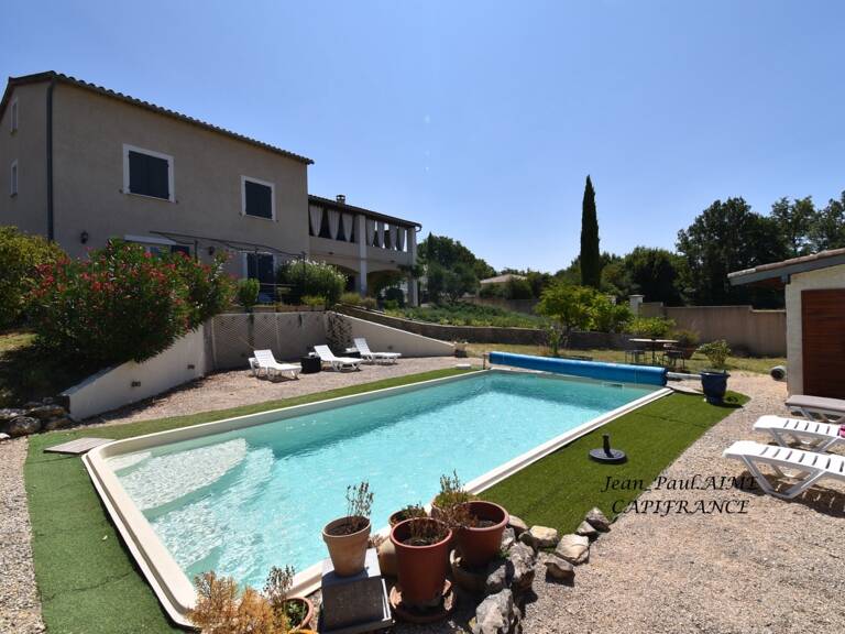 BARJAC – Une propriété de 210 m2 dont un appartement de 70 m2 avec panorama sur les Cévennes, à quelques pas du cœur du village — photo 1