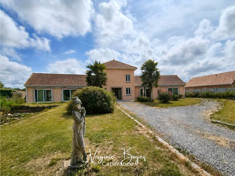 Propriété familiale de 240 m² – Plain-pied – Terrain de 3 000 m² – Oye-Plage — photo 1