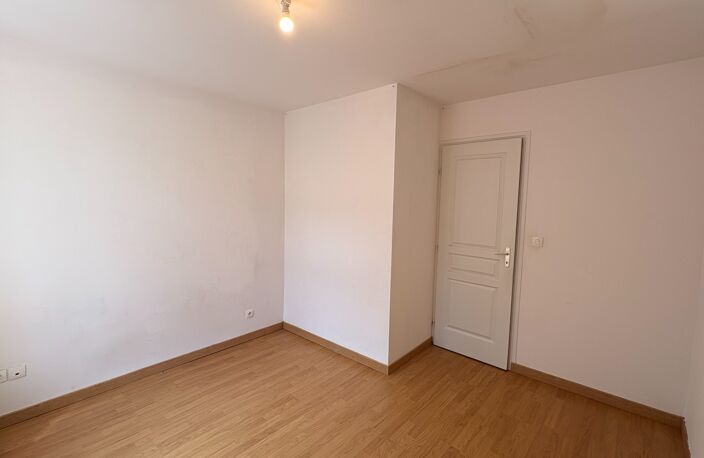 Nouveauté et en exclusivité, une maison de courée dans le quartier wazemmes — photo 4