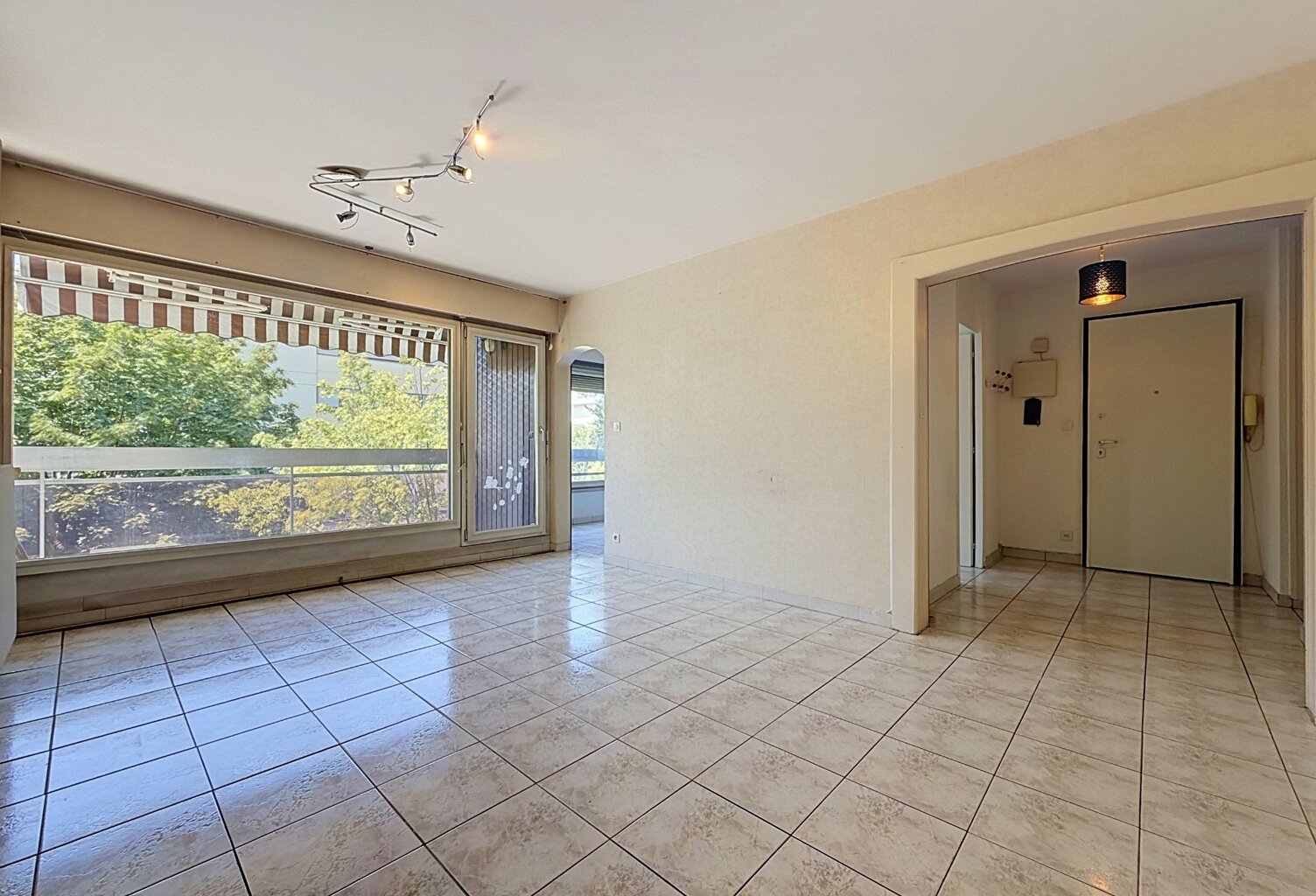 Appartement type T4 - 84m² - emplacement calme et arboré - ANNEMASSE (74) — photo 1