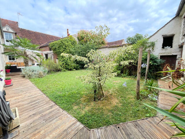 Maison à vendre 7 pièces CHARMOY (89) — photo du bien