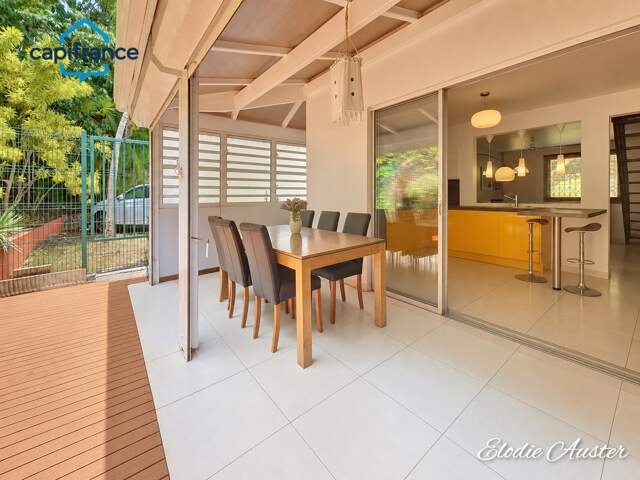 Appartement en duplex secteur recherché du Gosier — photo du bien