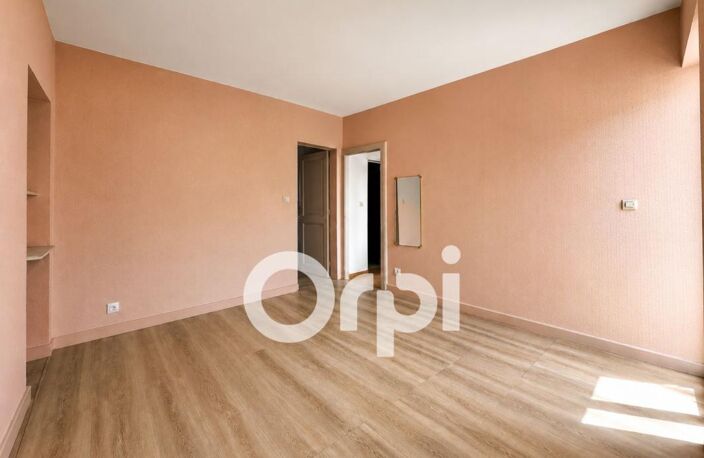 Appartement T3 avec jardin non attenant — photo 4