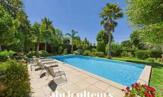 Maison 7 Pièces 275 m² à vendre à La Colle-sur-Loup (06480)
