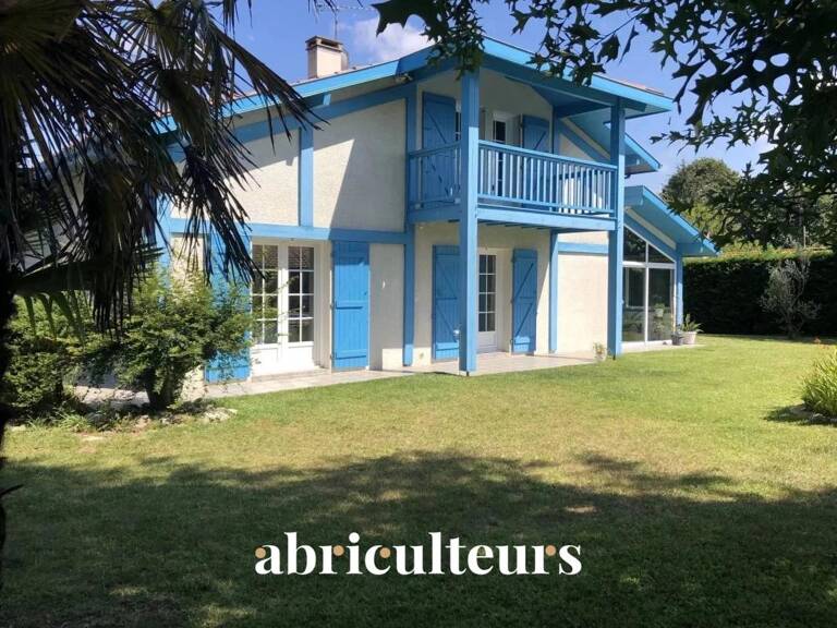 Maison Landaise avec terrain arboré en vente à Saint-Vincent-de-Tyrosse (40230) — photo 1