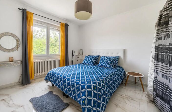 69400 - ARNAS - Maison familiale de 133 m² avec terrain — photo 5