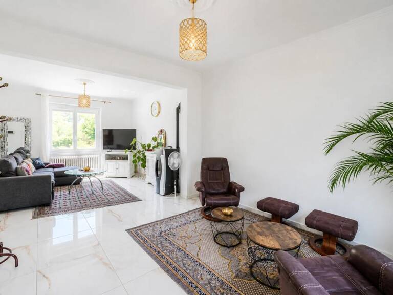 69400 - ARNAS - Maison familiale de 133 m² avec terrain — photo 1