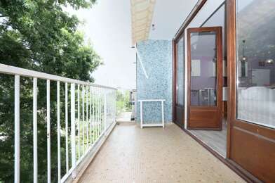 Appartement 4 pièces 220000 €