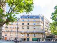Paris 16ᵉ - T5 de  104 m² -  Secteur Mirabeau –Auteuil — photo 3