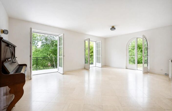 Maison de 10 pièces de 248 m² à Pontoise — photo 4