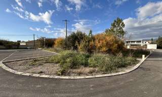 Terrain 300 m² à construire Le Puy-Sainte-Réparade (13610)