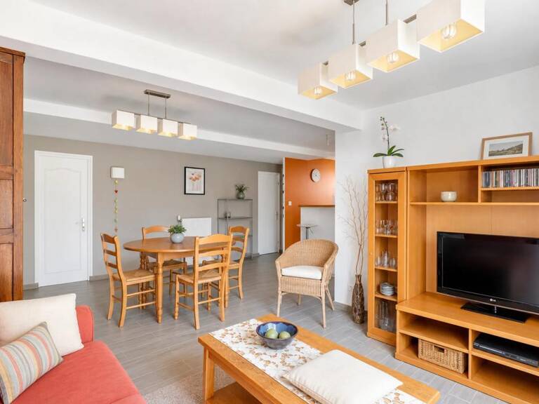 Appartement de 4 pièces de 88 m² situé à Fosses — photo 1