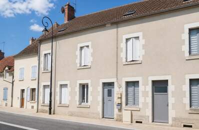 Immeuble de 14 pièces de 350 m² à Beaulieu-sur-Loire — photo du bien