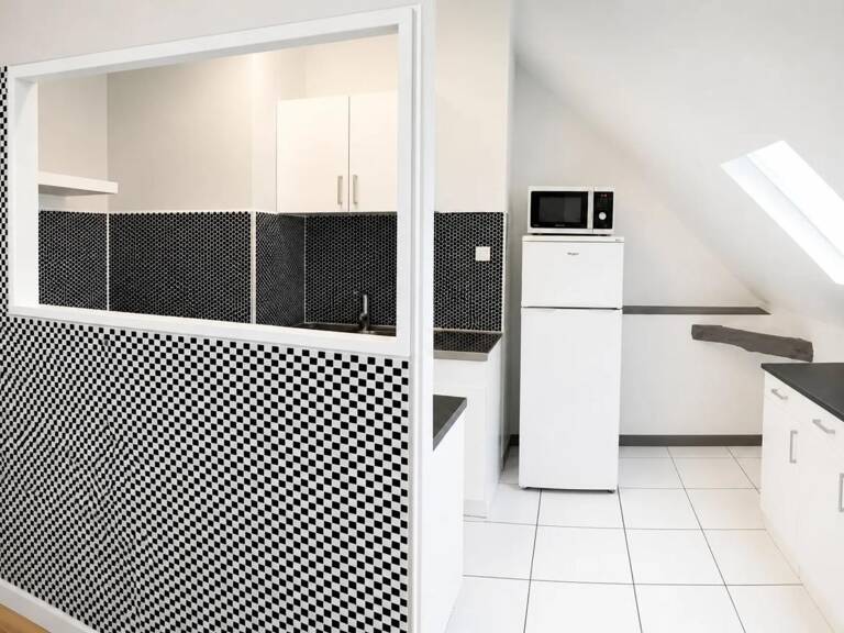 Immeuble de 14 pièces de 350 m² à Beaulieu-sur-Loire — photo 1
