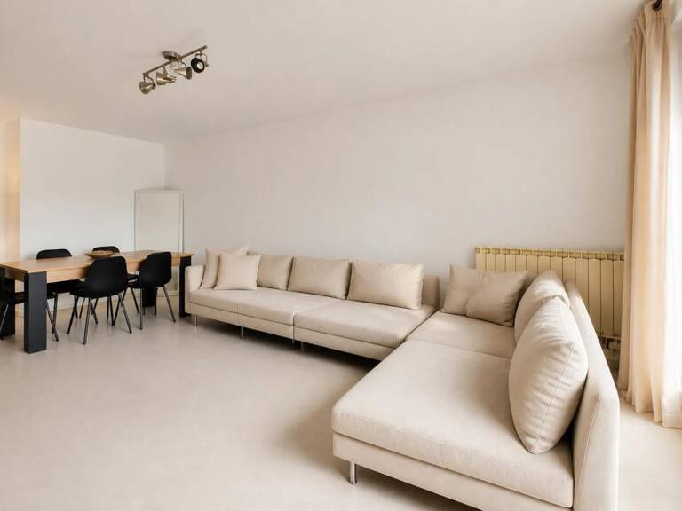 Appartement T3 de 72 m² situé à Les Angles — photo 1