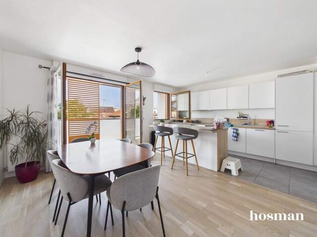 NANTERRE - RUE PAUL VAILLANT-COUTURIER - Appartement 4 pièces avec balcon et parking — photo du bien