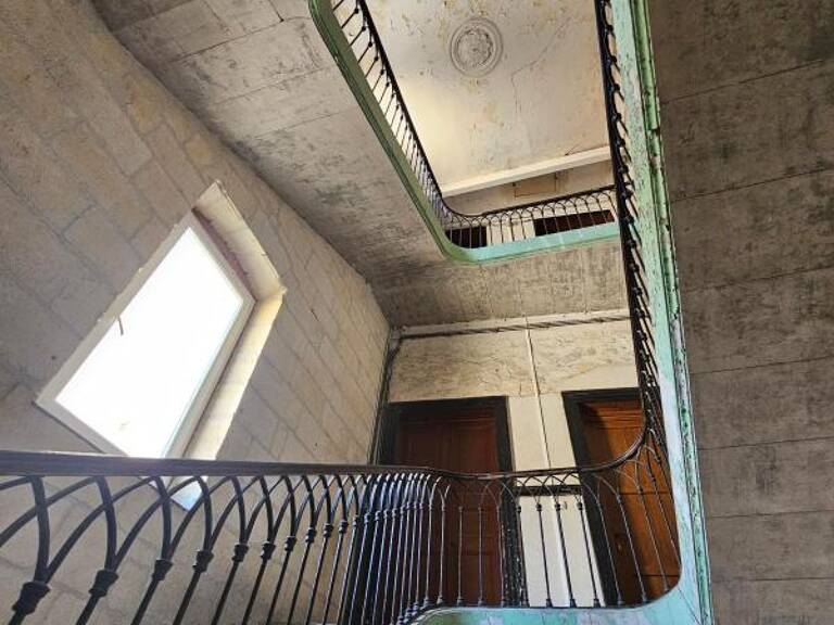 À Vendre - Ensemble immobilier de 690m² à rénover — photo 1