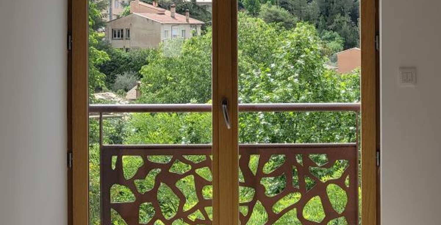 Appartement À Vendre — photo 1