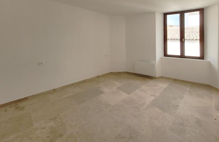 Appartement À Vendre — photo 3