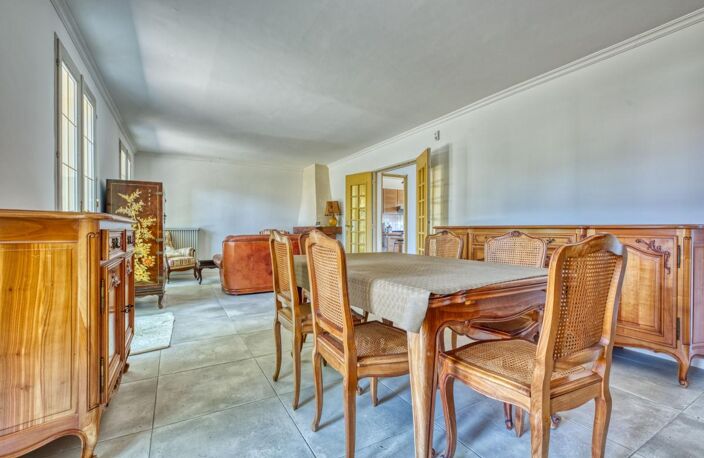 En Exclusivité Orpi Pessac vous propose ✨ Une opportunité rare à Pessac Cap de Bos — photo 3