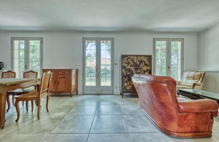 En Exclusivité Orpi Pessac vous propose ✨ Une opportunité rare à Pessac Cap de Bos — photo 4